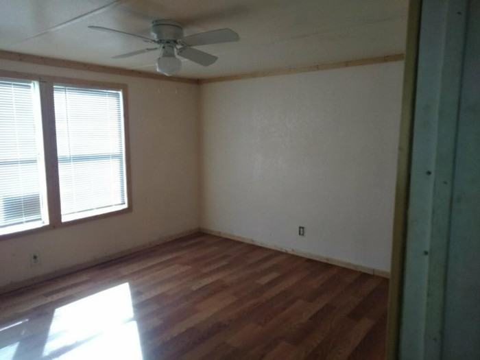 107 N Edgewood St - Photo 2 of 6