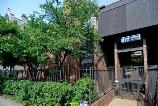 2225 N Halsted St #11