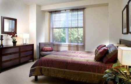 1940 Washington Street #743