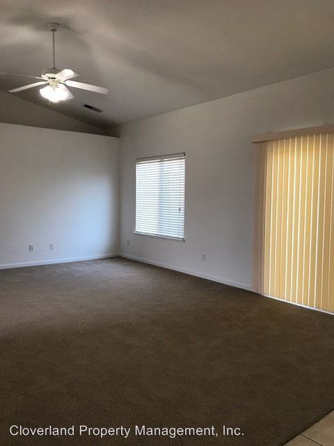 2342 Azalea St - Photo 3 of 18