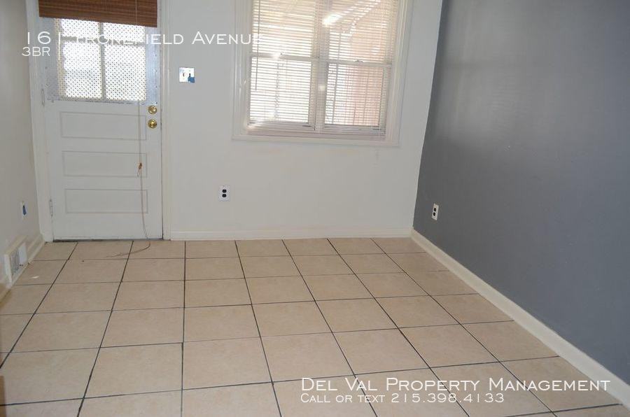 161 Fronefield Ave - Photo 3 of 10