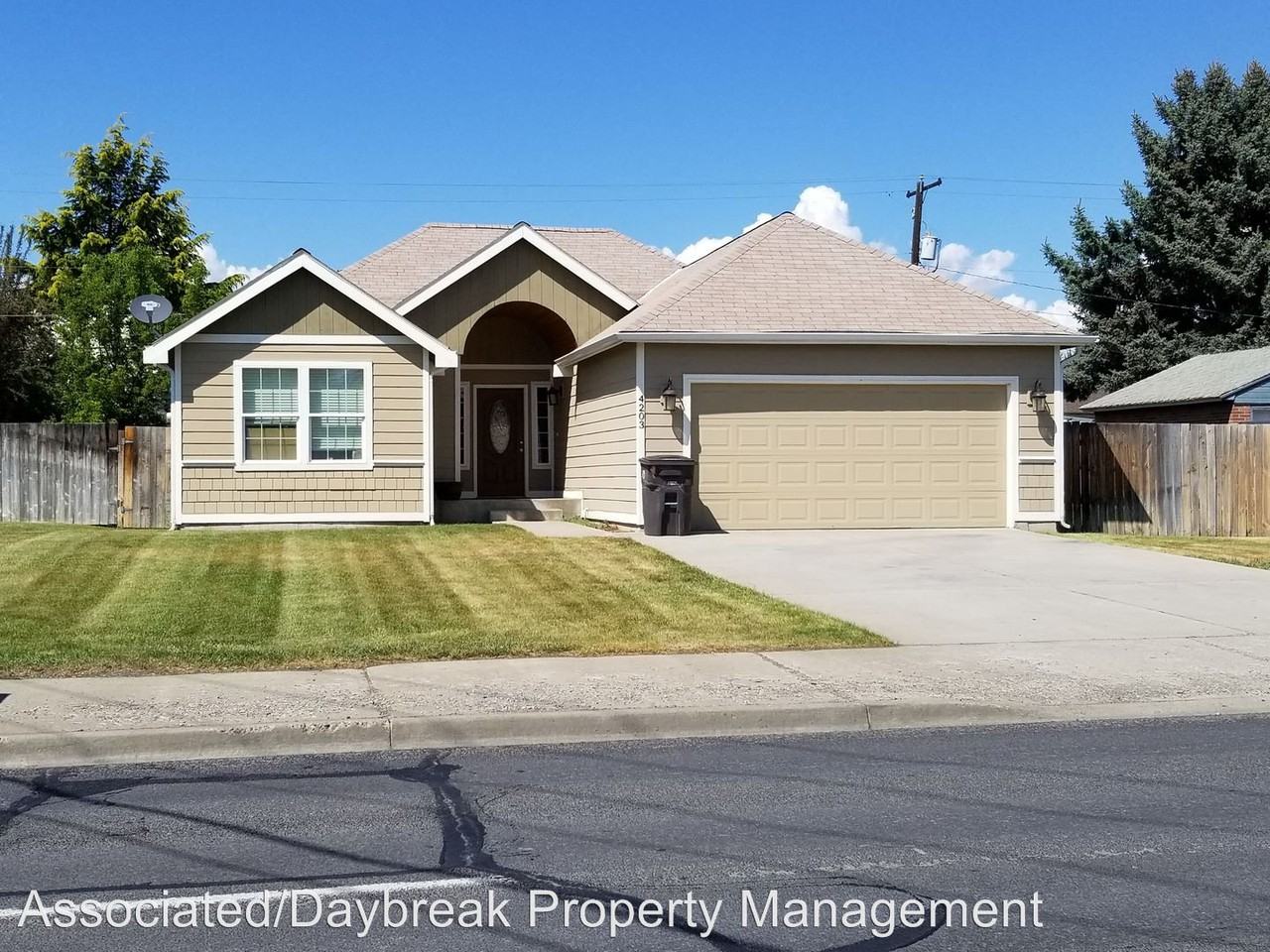 4203 Summitview Ave, Yakima, WA 98908 3 Bedroom House for Rent for