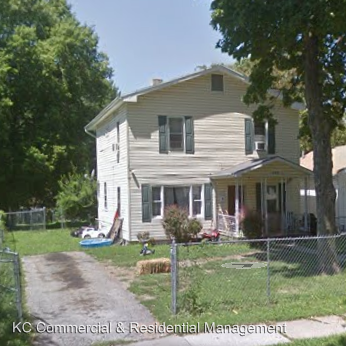 408 S White Ave - Photo 2 of 27