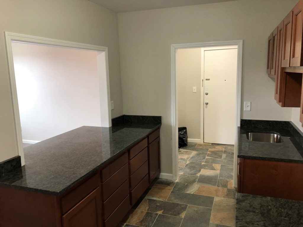 678 Scotland Rd - Photo 2 of 5