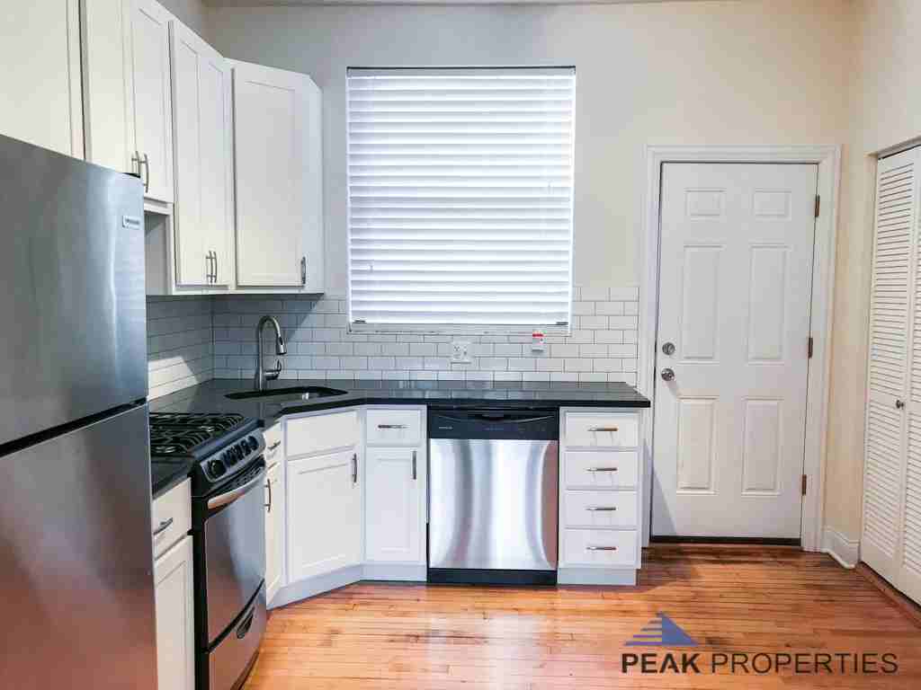 394559 N. Janssen Ave. Apartments 394559 N Janssen Ave, Chicago, IL