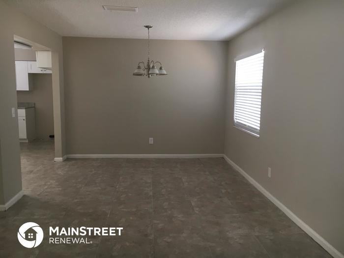 2218 Michigan Ave - Photo 3 of 14