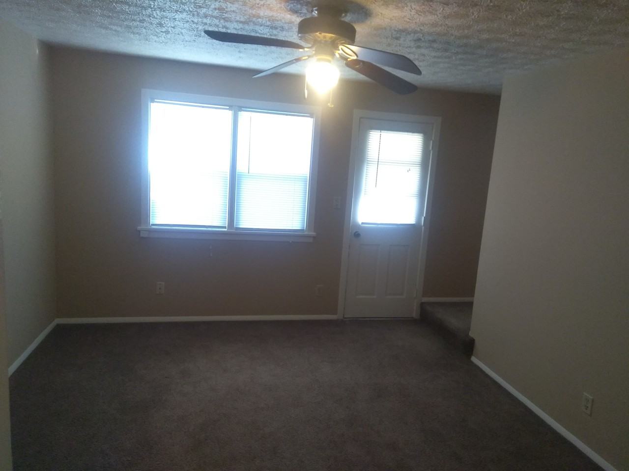 714 Wren Walk #E - Photo 3 of 6