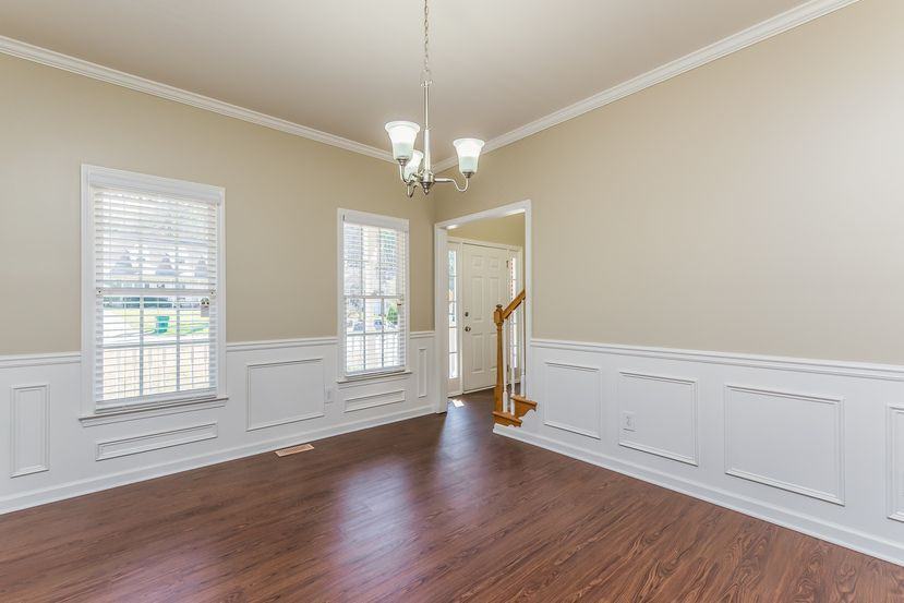 208 Lauren Ln - Photo 2 of 14