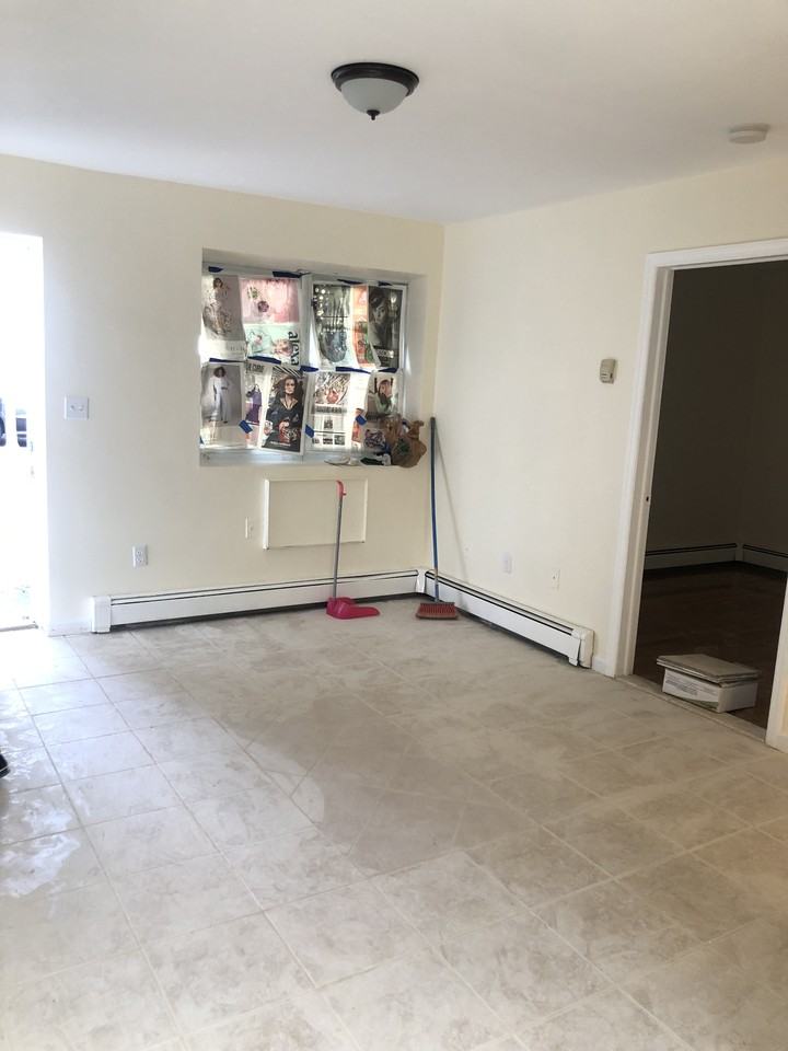 1549 Haight Avenue - Photo 2 of 5