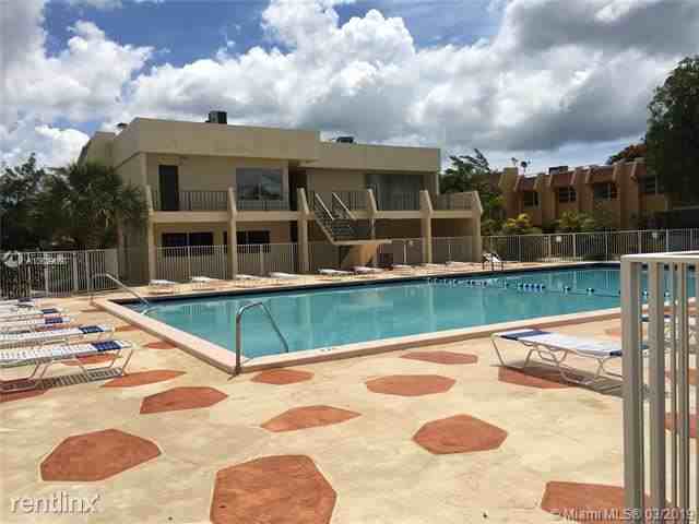 RESIDENCES @ THE FALLS CO - Photo 3 of 17