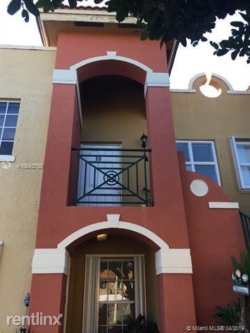 VISTA ALEGRE TOWNHOMES VI - Photo 2 of 23