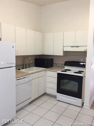 VISTA ALEGRE TOWNHOMES VI - Photo 3 of 23