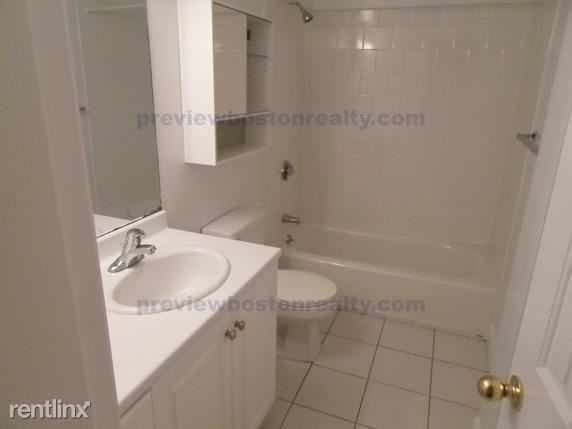 1539 Beacon Street - Photo 3 of 6