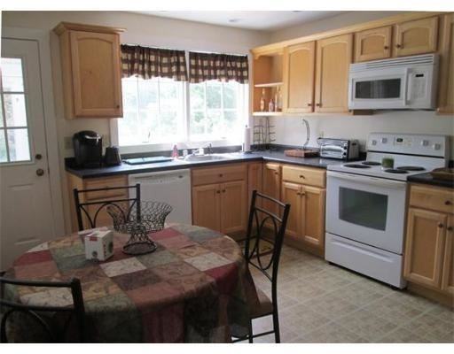 96 Hildreth St #96 - Photo 2 of 8