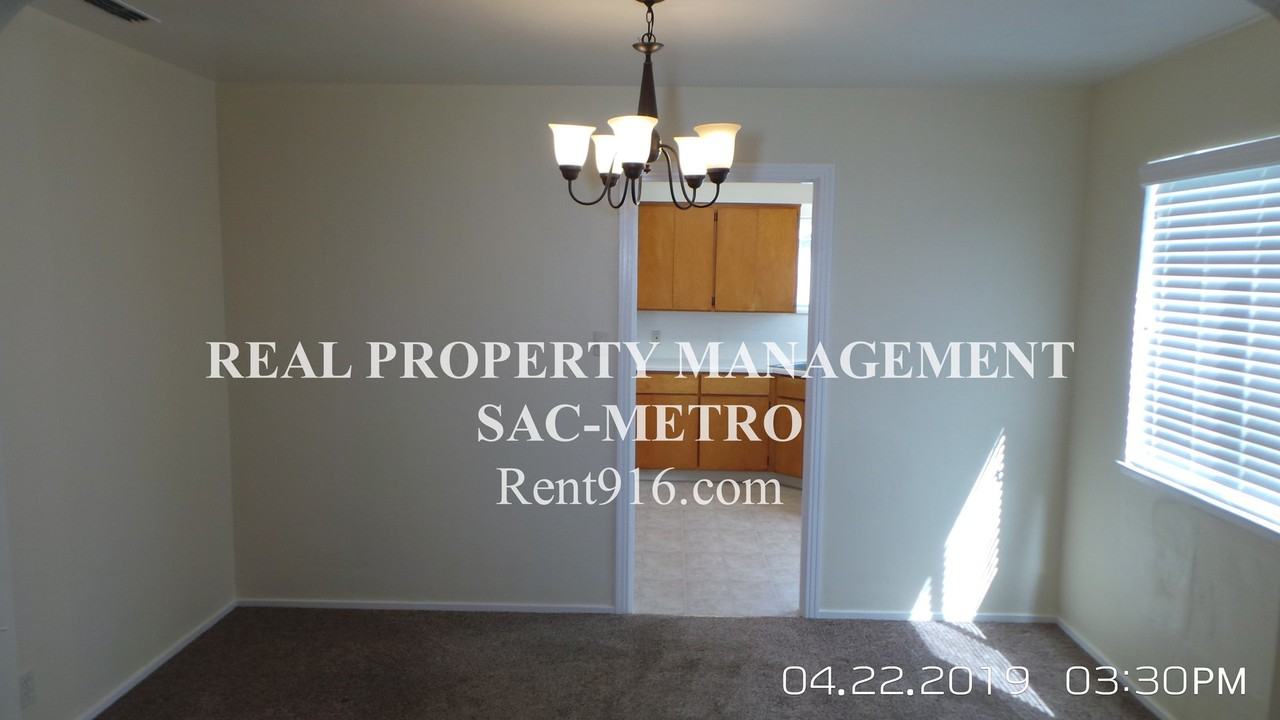 5979 Vista Ave - Photo 3 of 8