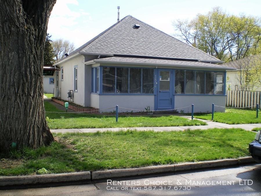 1814 1a Ave N - Photo 2 of 21