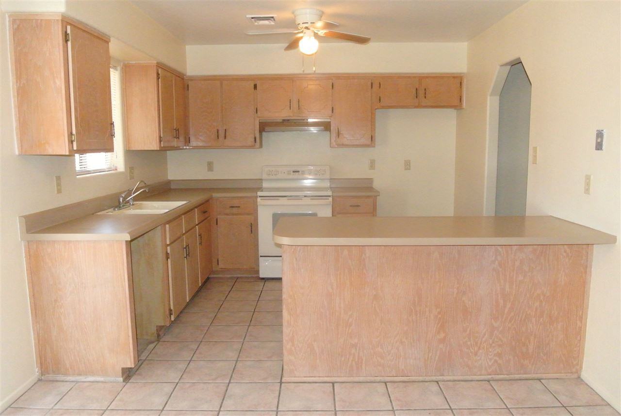 4586 W 17th St - Photo 2 of 11