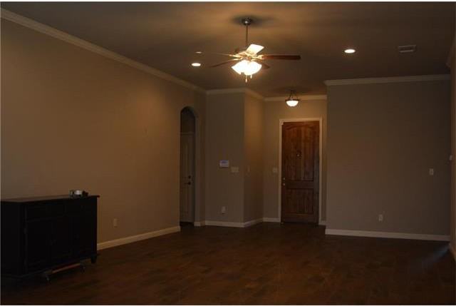 107 Donna Cir - Photo 3 of 17