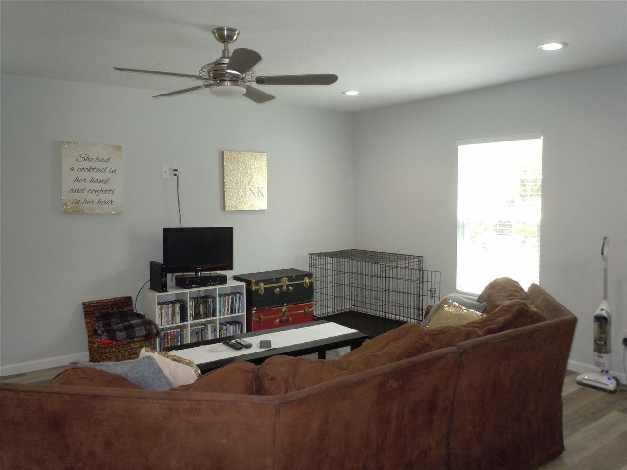 66 Julia St - Photo 3 of 25