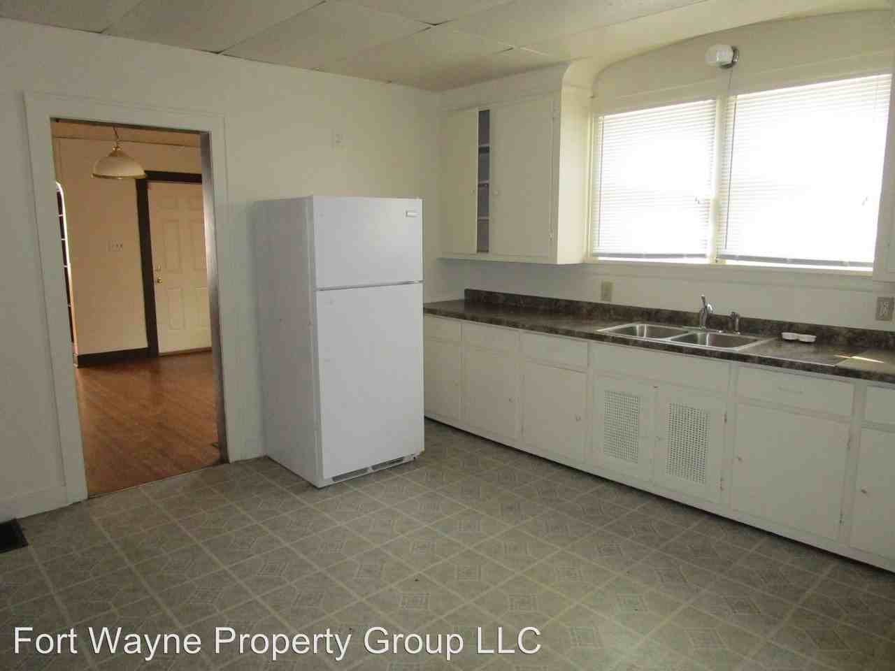 121 Esmond St - Photo 3 of 12