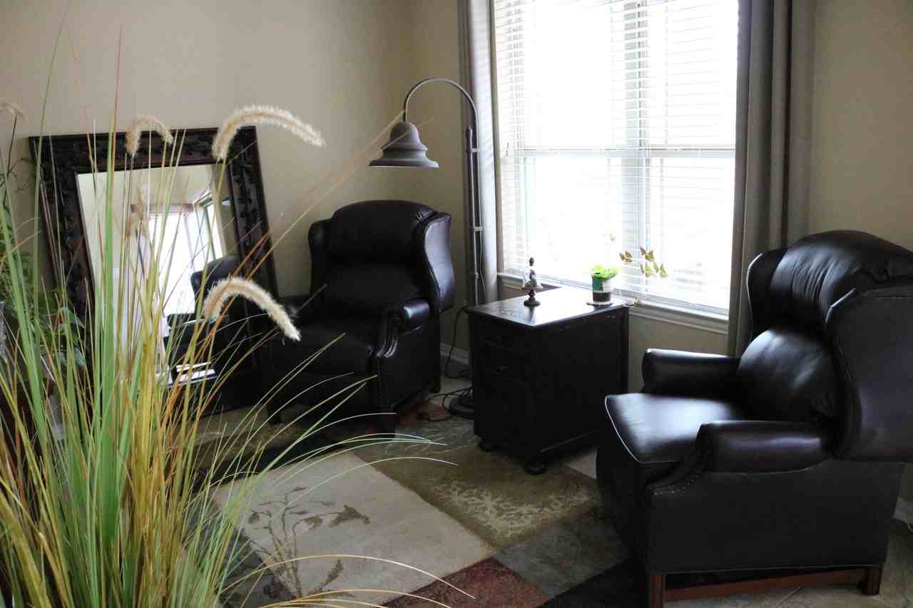 2006 Greenhill Dr - Photo 3 of 9