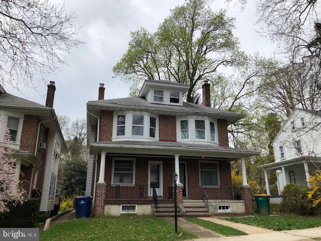 208 Cecil Ave - Photo 2 of 16