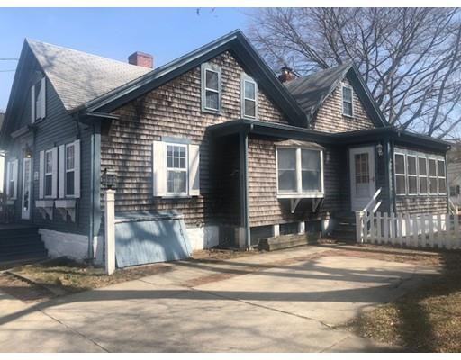 39 Middle St - Photo 2 of 12