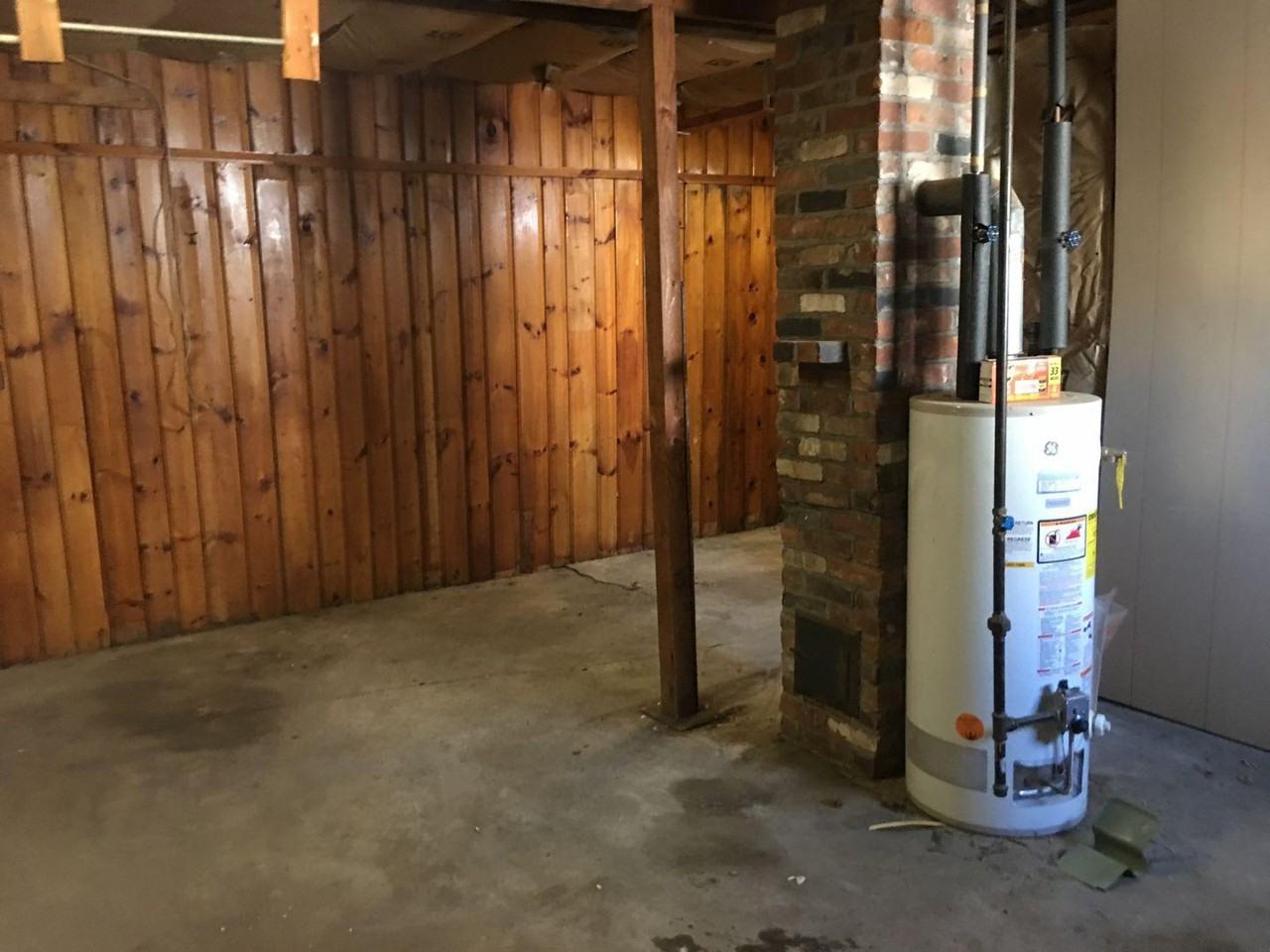 106 River Ave - Photo 2 of 9