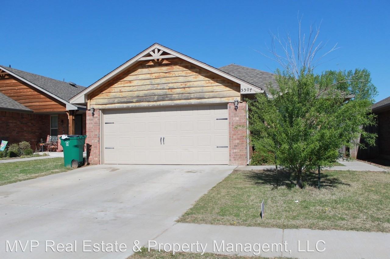 5507 Clearwater Dr - Photo 2 of 19