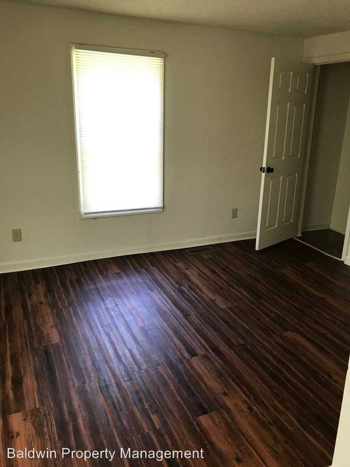 1219 Motor Rd - Photo 3 of 8