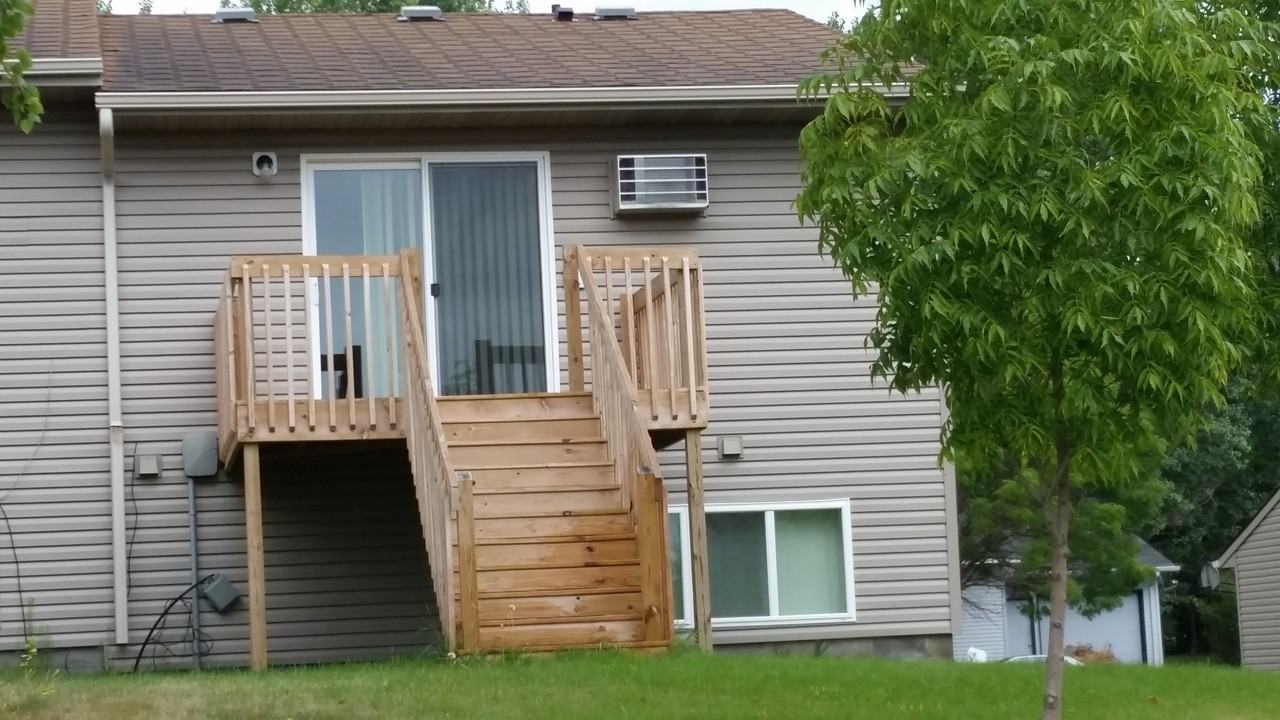 900 9th Ave Se - Photo 2 of 15