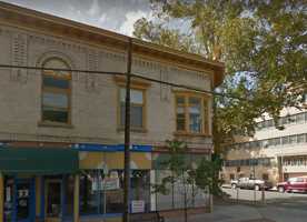 featured image of 117 N 5th St