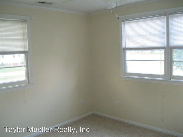 112 Beech Tree Dr - Photo 3 of 9