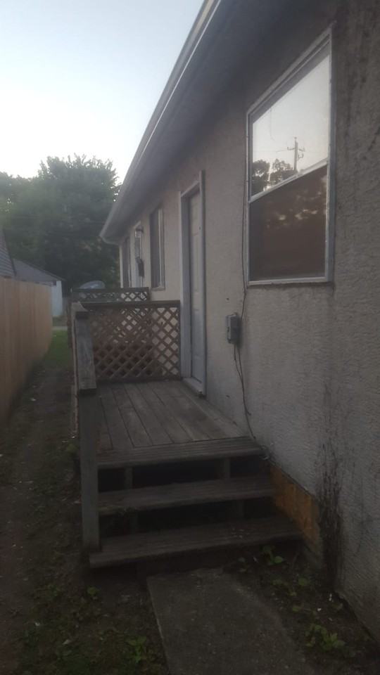 1620-1622 Arlington Ave - Photo 2 of 2