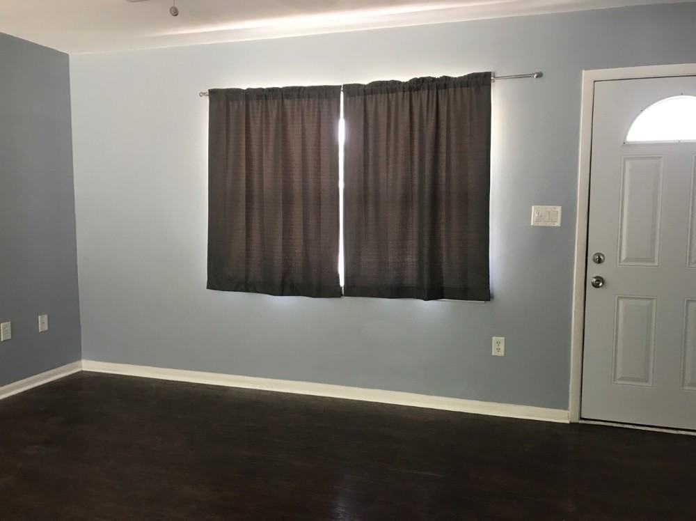 454 Elm St - Photo 3 of 12