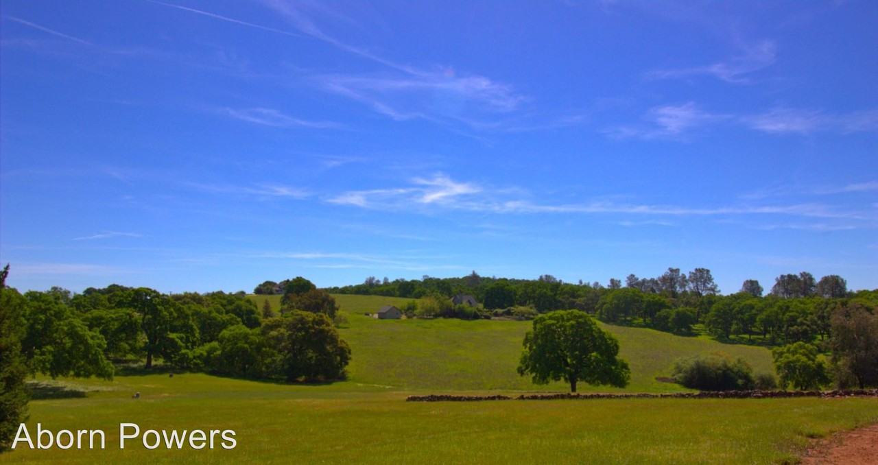 5550 Grazing Hill Rd - Photo 2 of 5