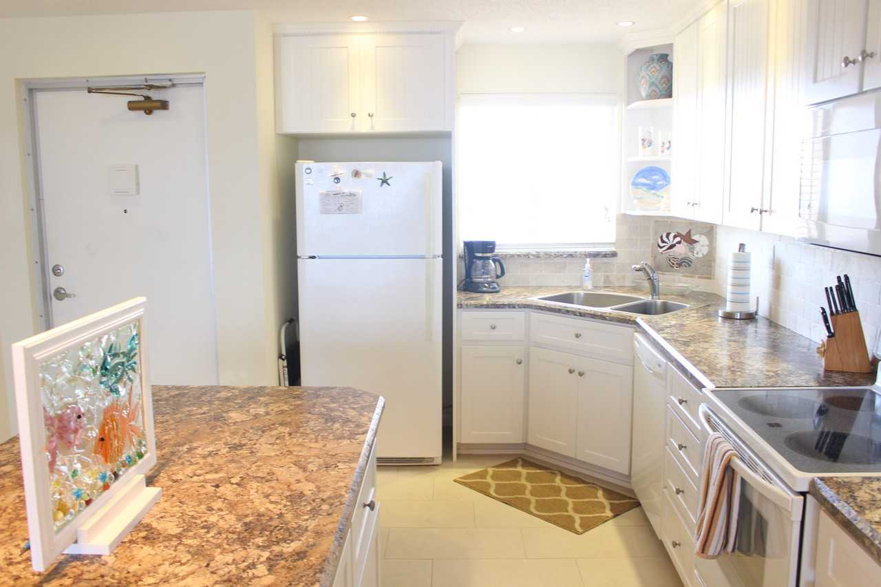 601 N Atlantic Ave #408 - Photo 3 of 25