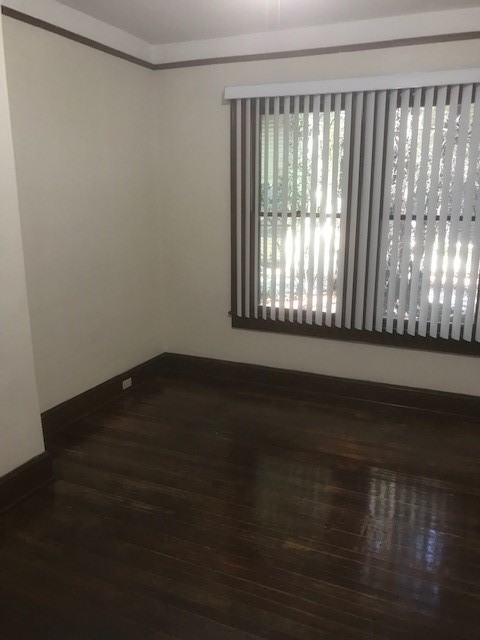 25 Sw 24th St - Photo 2 of 6