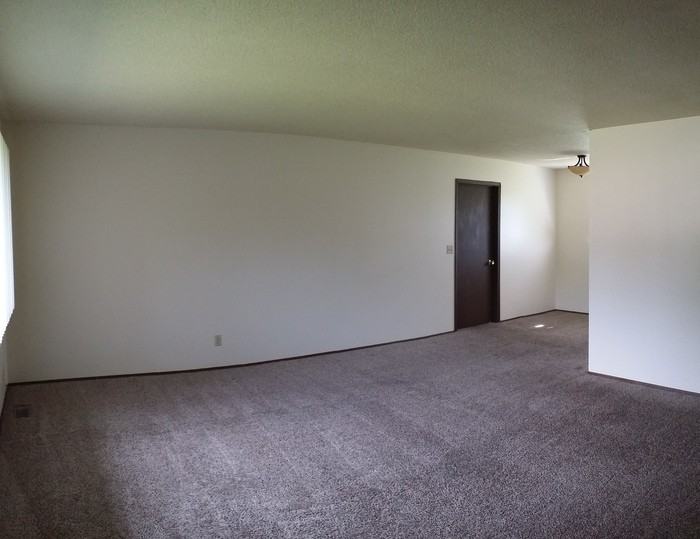 7517 N 42nd 1/2 St - Photo 2 of 7