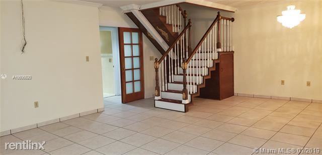 SUMMERSET CONDO PH II - Photo 2 of 17