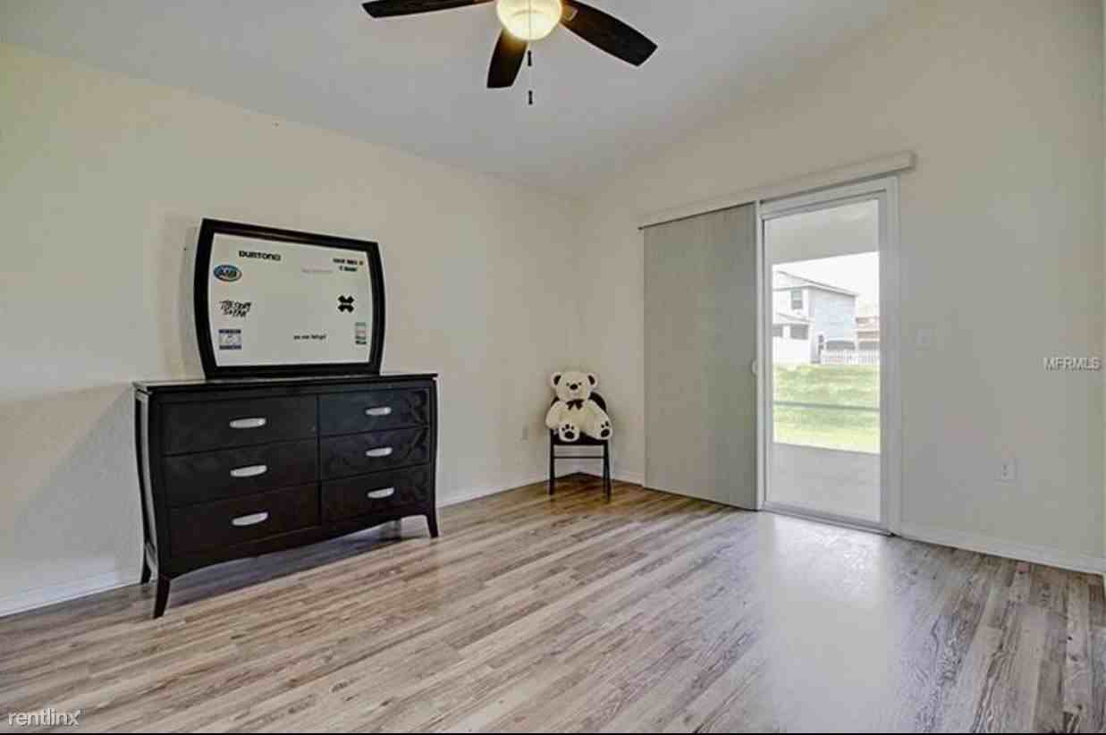 4888 NE 48th Loop - Photo 2 of 6