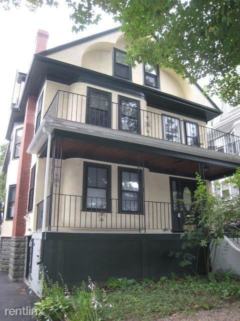 72 Powder House Blvd - Photo 2 of 11