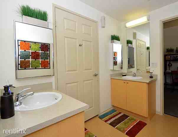 28700 Arroyo Dr - Photo 3 of 5