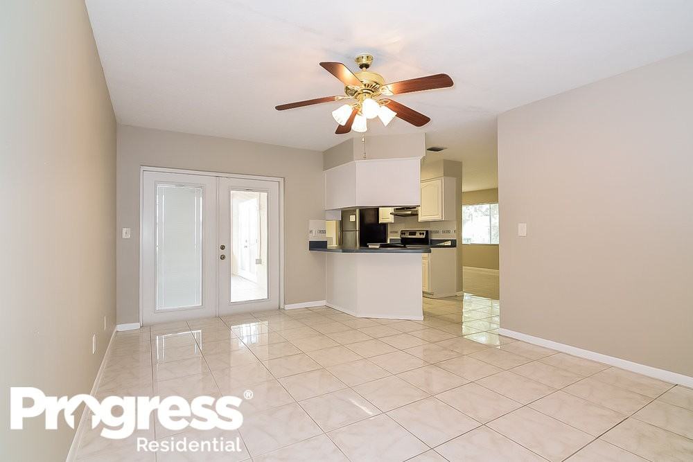 7730 Hinsdale Dr - Photo 3 of 14