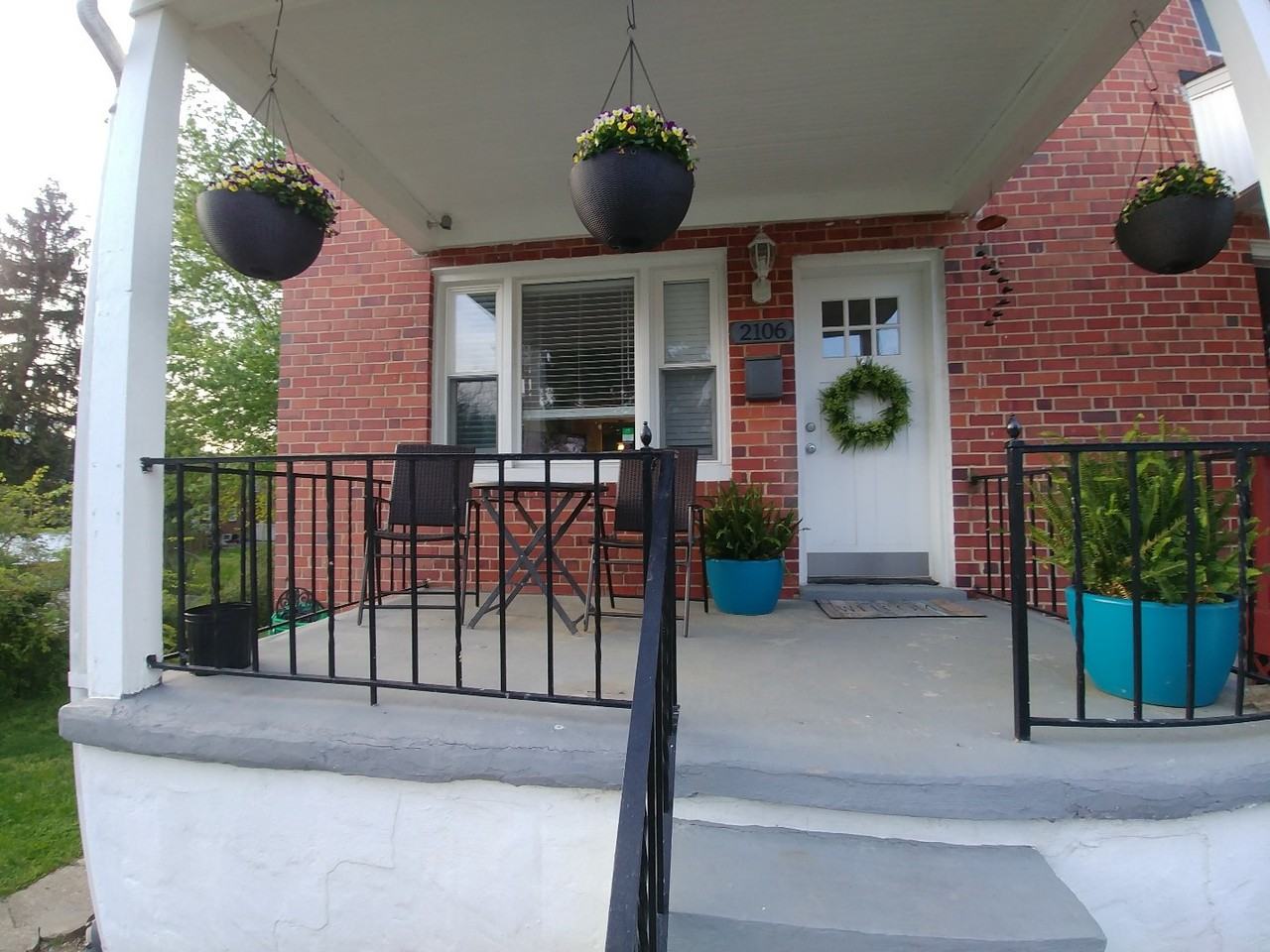 2106 Hamilton Ave - Photo 2 of 35