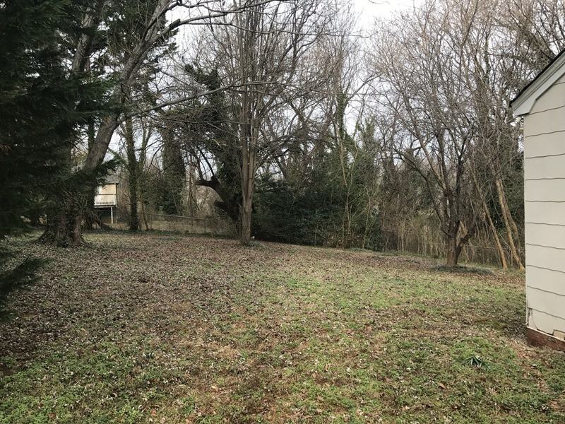 1 Welter Ln - Photo 3 of 18