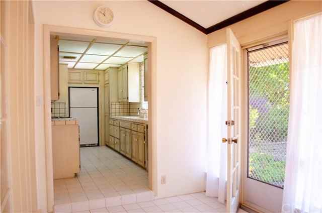 3636 Mountain View Ave - Photo 3 of 18