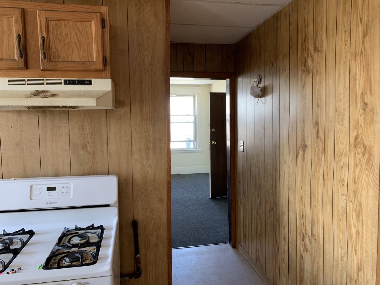 4 Bourne St #3 - Photo 2 of 6