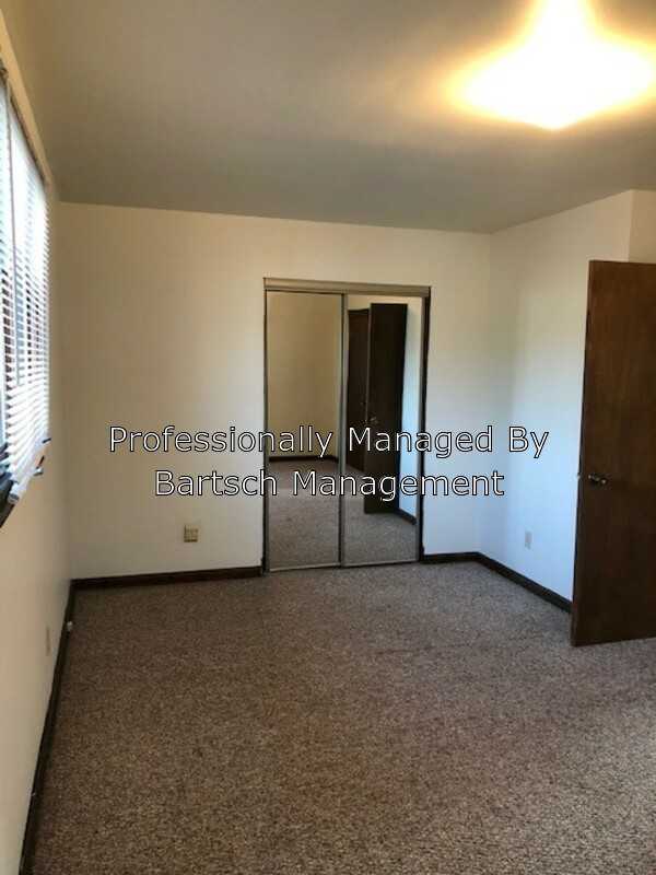 2519 S Wentworth Ave #2519 - Photo 3 of 6