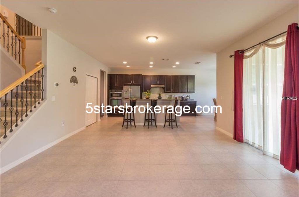 1211 Canyon Oaks Dr - Photo 2 of 10